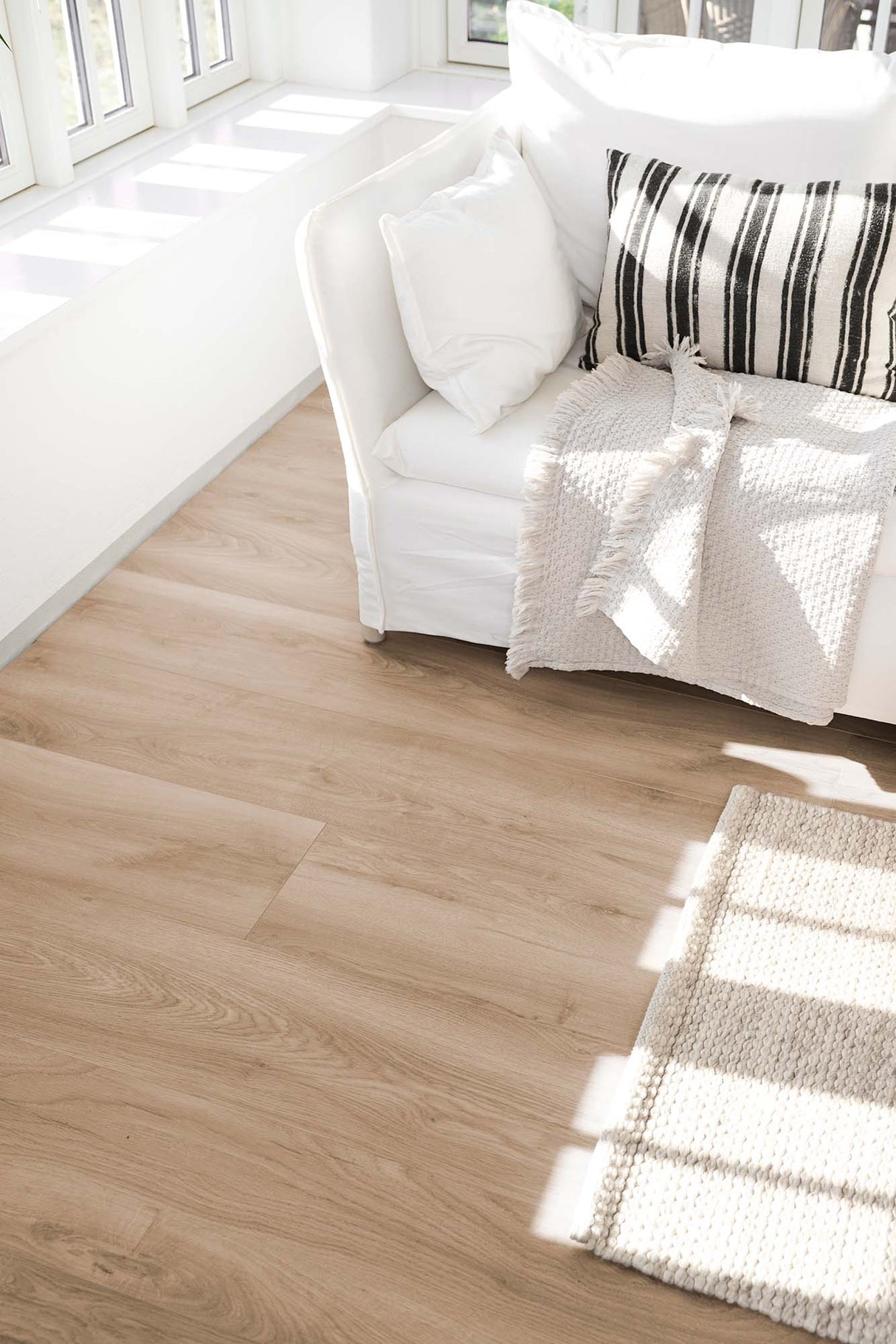 ORGANIC SILENT Scandinavian Oak 895