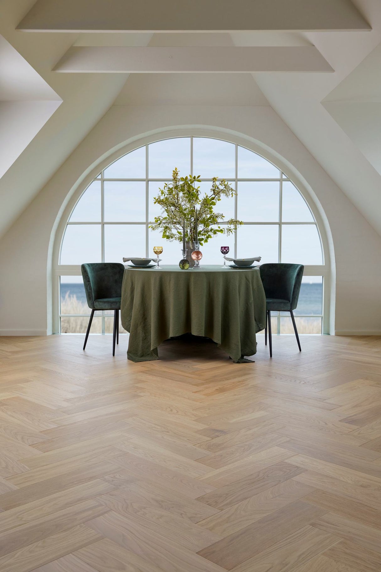 EG SILDEBEN CHARLOTTENLUND HVID