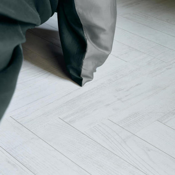 Chateau+ Chestnut White