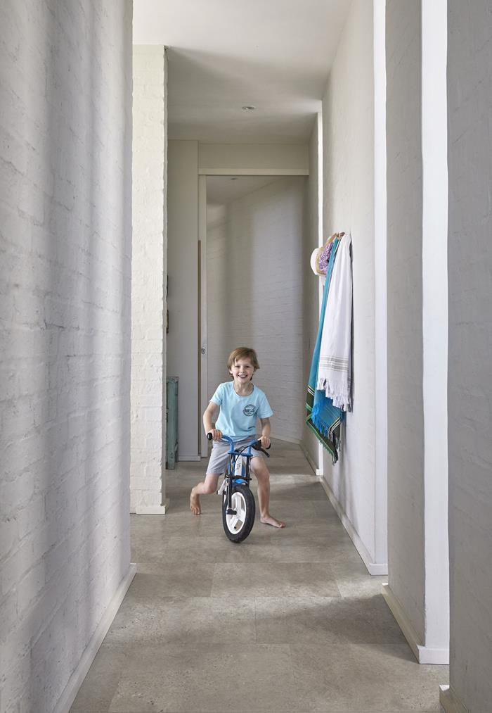 Kährs Vinyl Luxury Tiles Click Stone 6mm Lucania 30 x 60 cm