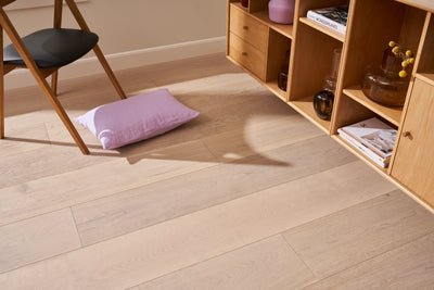 Wallmann Herregårdsplank - Eg Natur/Wood Line, Børstet Invisible Matlak vareprøve